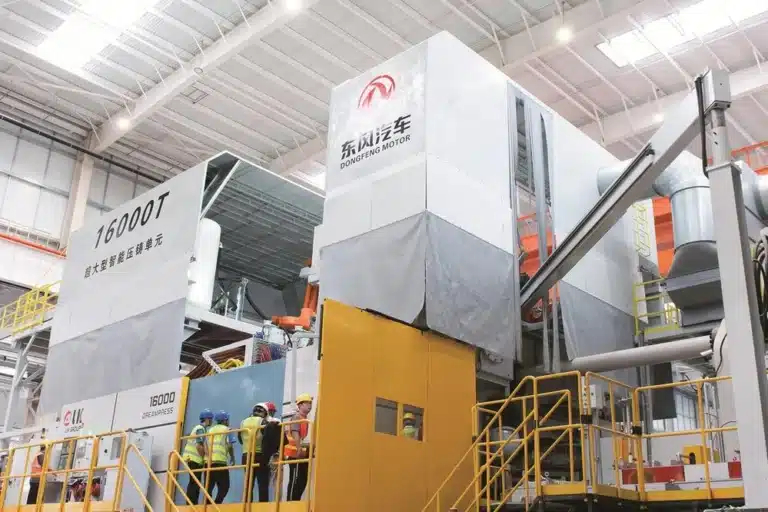 16000T Dongfeng Motor giga press for large aluminum vacuum die casting structural parts