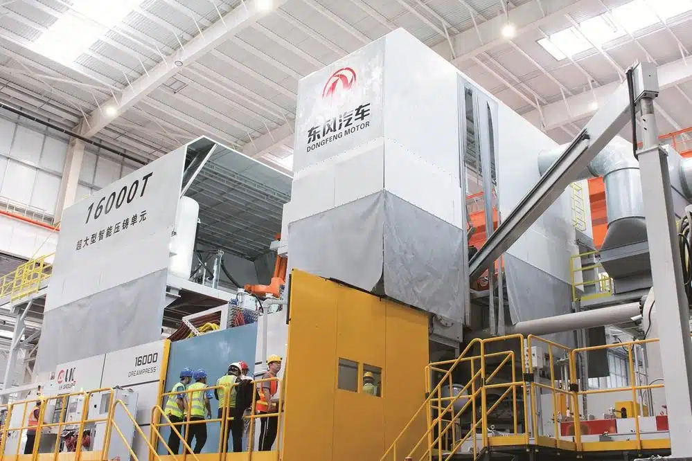 16000T Dongfeng Motor giga press for large aluminum vacuum die casting structural parts